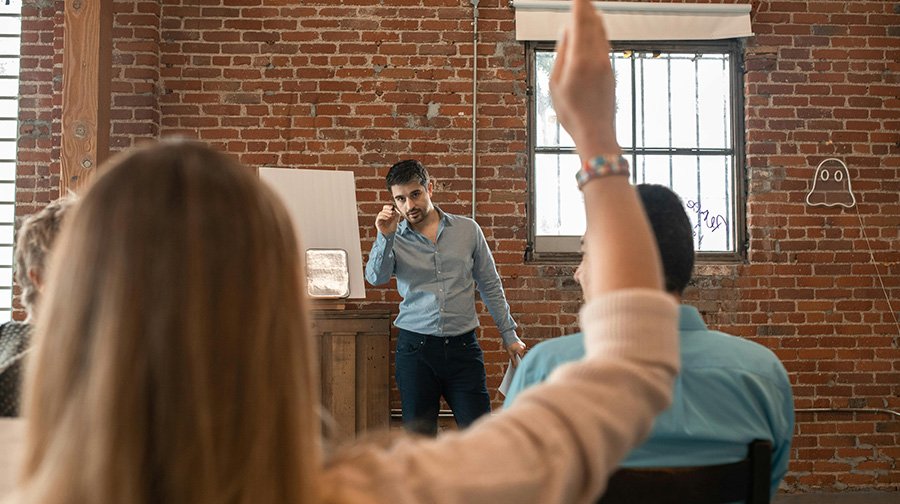 ask questions in english in a group meeting